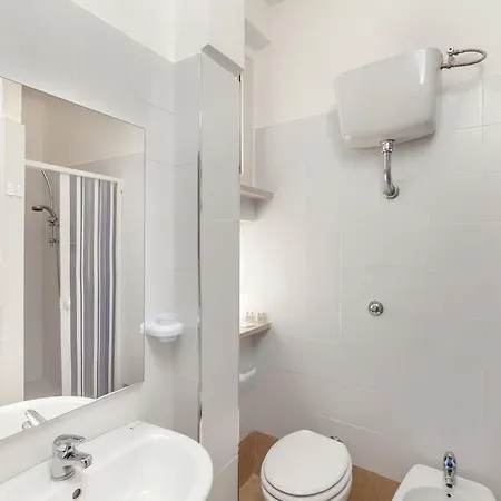 Hotell Chiar Di Luna