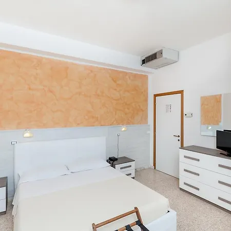 Chiar Di Luna Hotell Senigallia